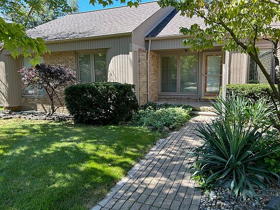 2nd image of 7478 Westbury Blvd