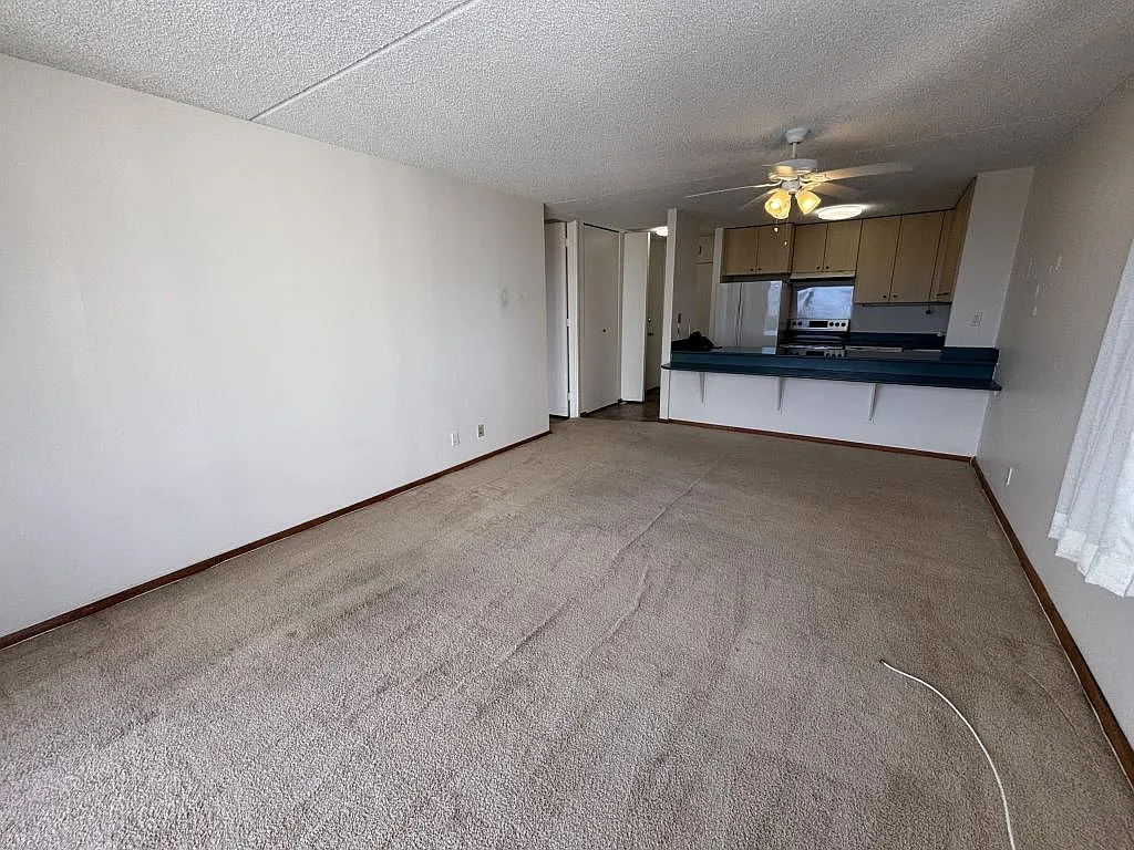 400 Hobron Ln #3215 — Photo 3