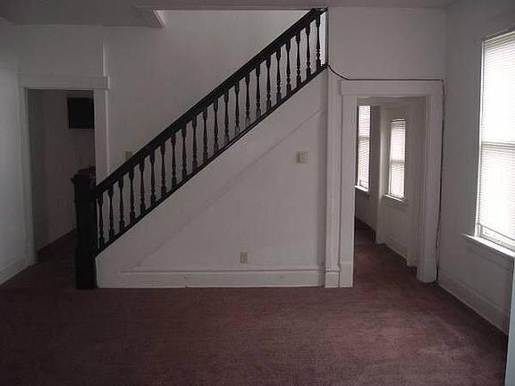 5th image of 1152 E Rich St