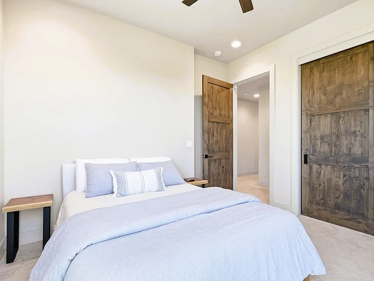 4475 Forest Trl — Photo 42