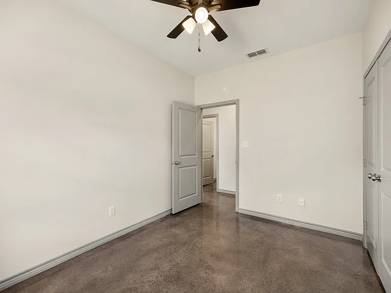 Rangeview South — Photo 8