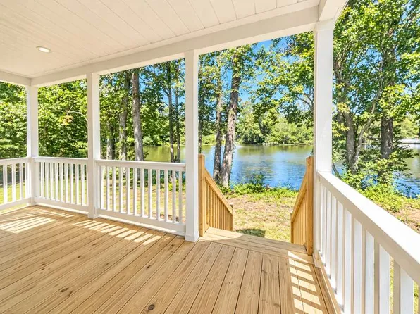 20 Clydes Ln #20, Windsor, VA 23487