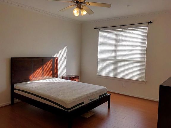5th image of 6655 W Sam Houston Pkwy S Unit 1B