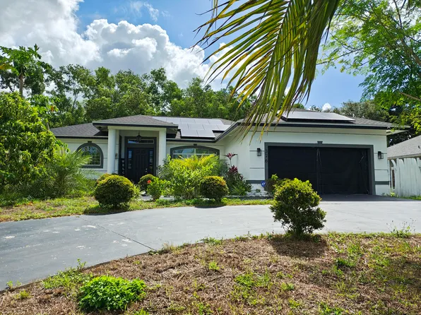 376 SW Tulip Blvd, Port Saint Lucie, FL 34953