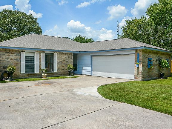 2nd image of 20315 Fox Stone Ln