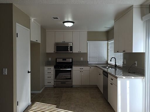 3rd image of 12332 Marmont Pl