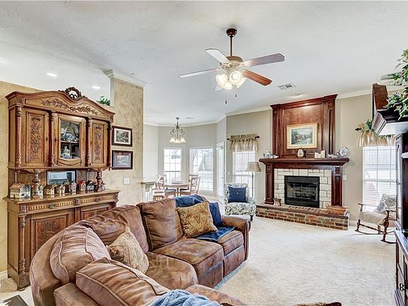 4th image of 1509 Sandpiper Ln