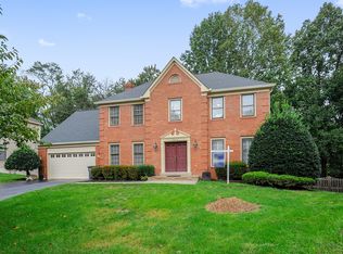 8616 Cherry Dr, Fairfax, VA 22031