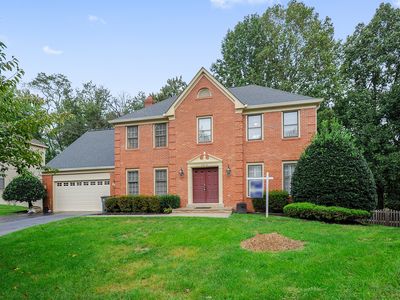 8616 Cherry Dr, Fairfax, VA, 22031