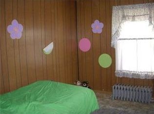 59 Gill St, Auburn, ME 04210