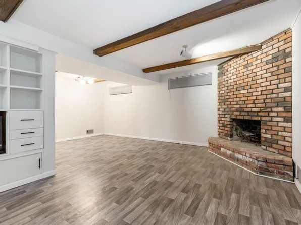 215-03 17th Avenue image 16 of 37