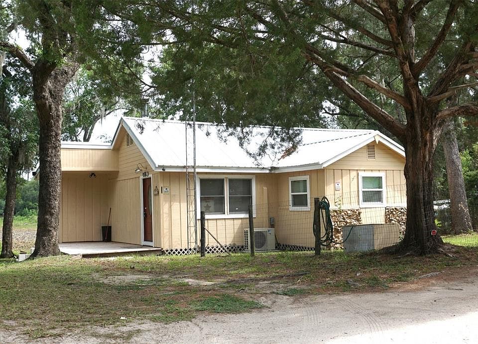 1st image of 5470 NE 165th Terrace Rd