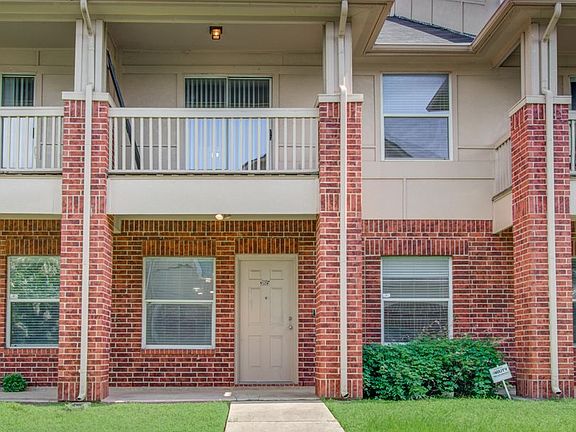 4th image of 3815 Shire Valley Dr