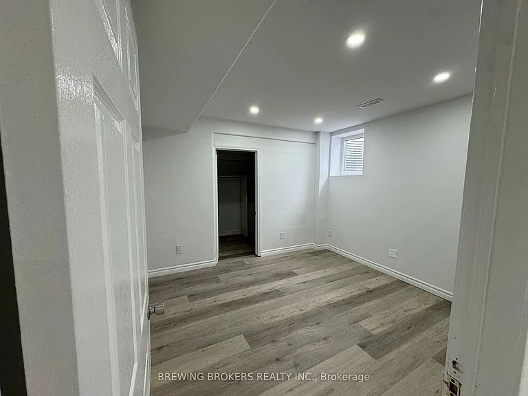 51 Jack Rabbit Cres — Photo 11