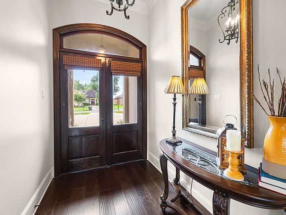 4th image of 18379 Hidden Ridge Ct