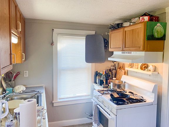 2nd image of 12 Hockanum Rd #12B