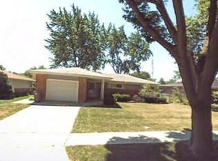 75 Winslow St, Park Forest, IL 60466