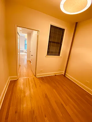 Rented by Metropolis Real Estate of Manhattan | media 17