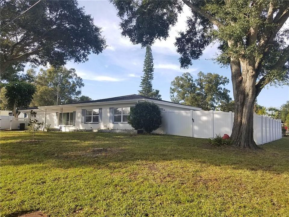 1st image of 1330 Bayview Dr