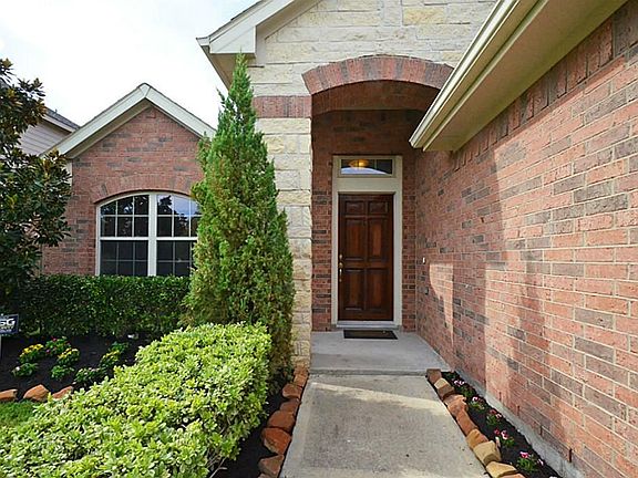 2nd image of 9006 Painted Daisy Ln