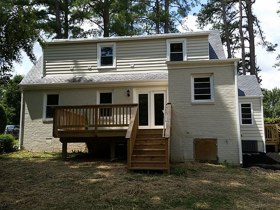 4th image of 1313 Forest Ave