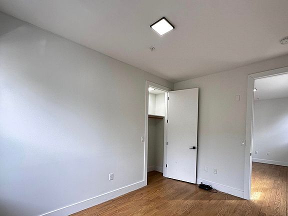 5th image of 70 Lexington Ave #4E