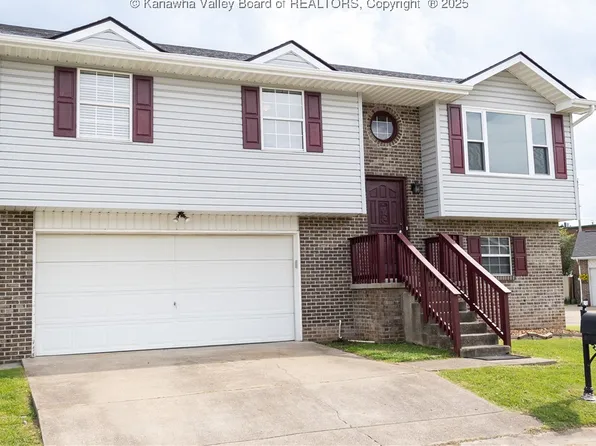 197 Berry Hills Dr, Winfield, WV 25213