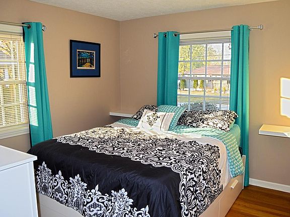 4th image of 6710 Moorhaven Dr