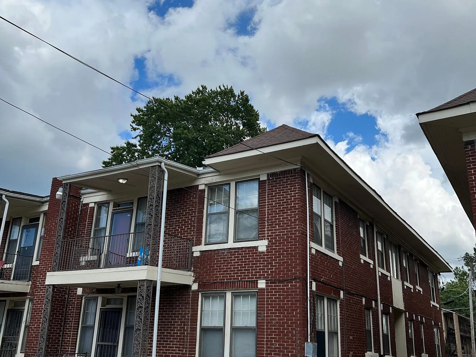 103 N Bellevue Boulevard — Photo 1