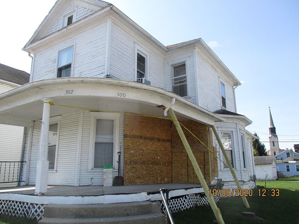 2nd image of 300 S Main St