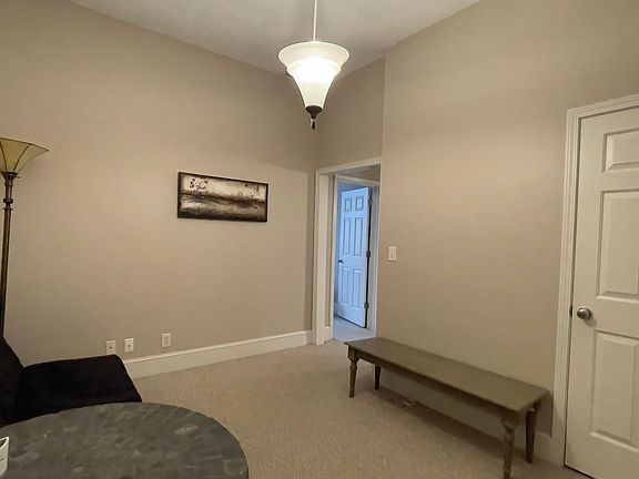 4th image of 136 N 6th St APT 7