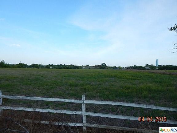 2nd image of 301 Haven Crest Ln