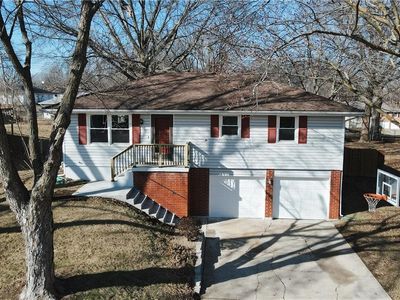 109 NE 1st Street Ter, Blue Springs, MO, 64014