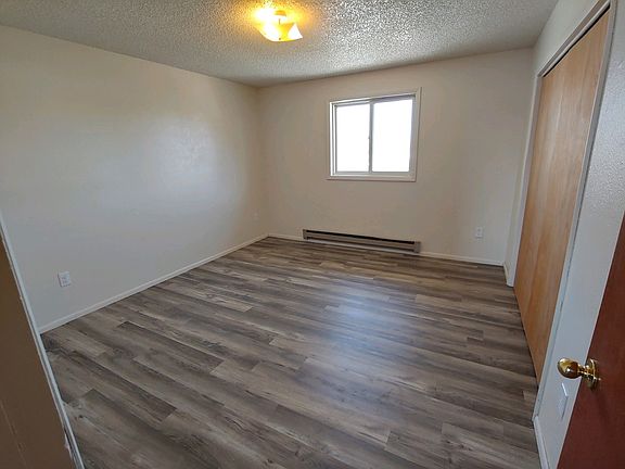 5th image of 2826 Baker Dr #B