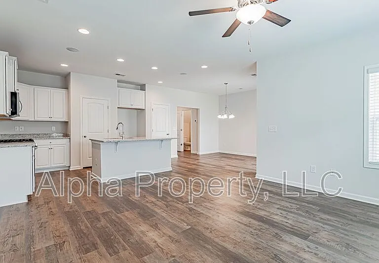 409 Wards Creek Way — Photo 10