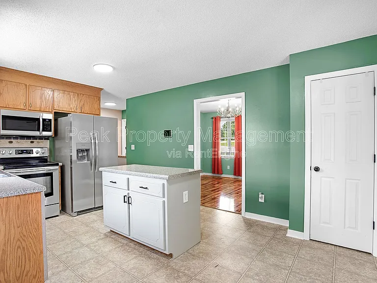 5824 Silver Fox Ln — Photo 14