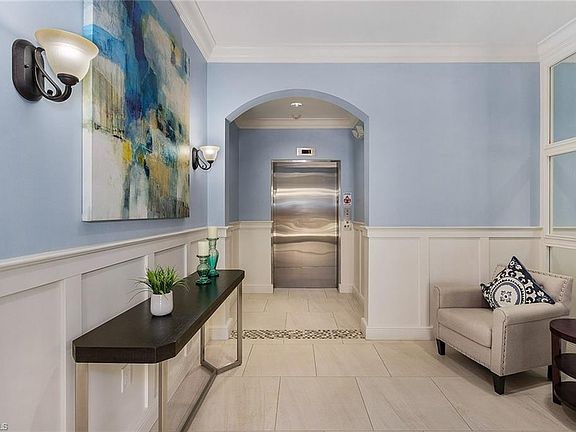 2nd image of 4550 Colony Villas Dr #2