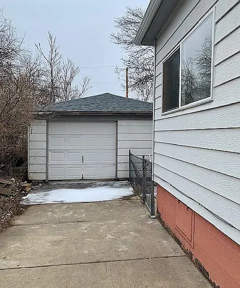 108 W Cleveland St — Photo 22