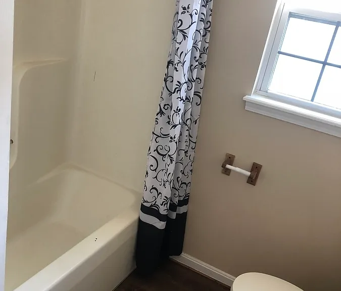 3449 Powell Ave — Photo 11