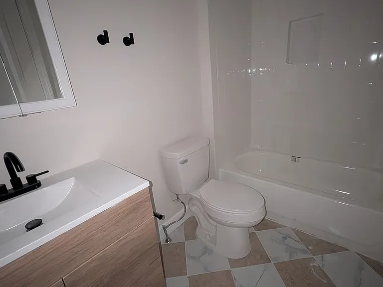 48 Warner St #4210B — Photo 8