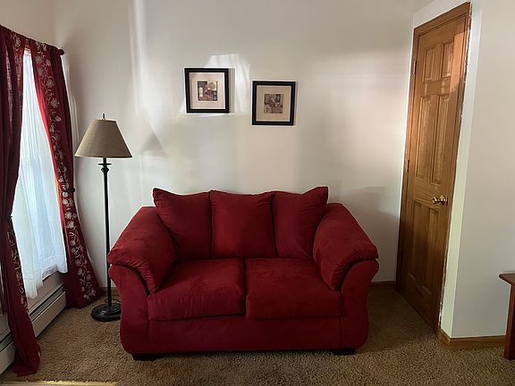 4th image of 138 Clinton St #C
