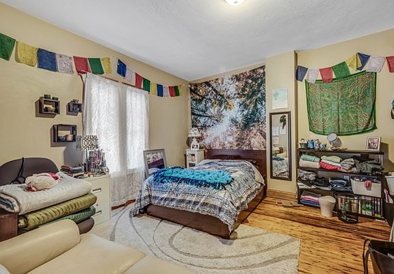 2nd image of 9 Sewall St #2