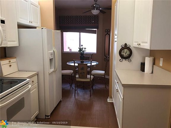 5th image of 7765 Yardley Dr APT 109