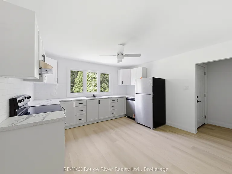144 Macdonald Ave #B — Photo 6