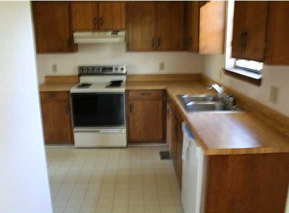 4th image of 1725 Falcon Dr SE