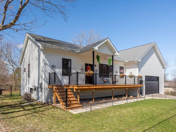 619 N Watkins, Perry, MI 48872