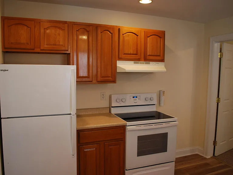 528 Franklin St #B — Photo 8
