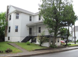 257 Main St, Dupont, PA 18641