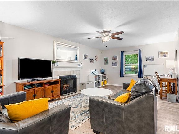 5th image of 3805 Viking Blvd