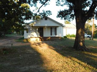 1065 White Fir Rd, Gladewater, TX 75647